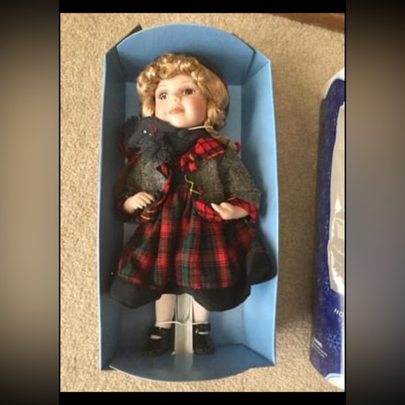 Winter Holiday Dress With Stocking Cap (Bisque Porcelain Doll) Collectible - Picture 7 of 14